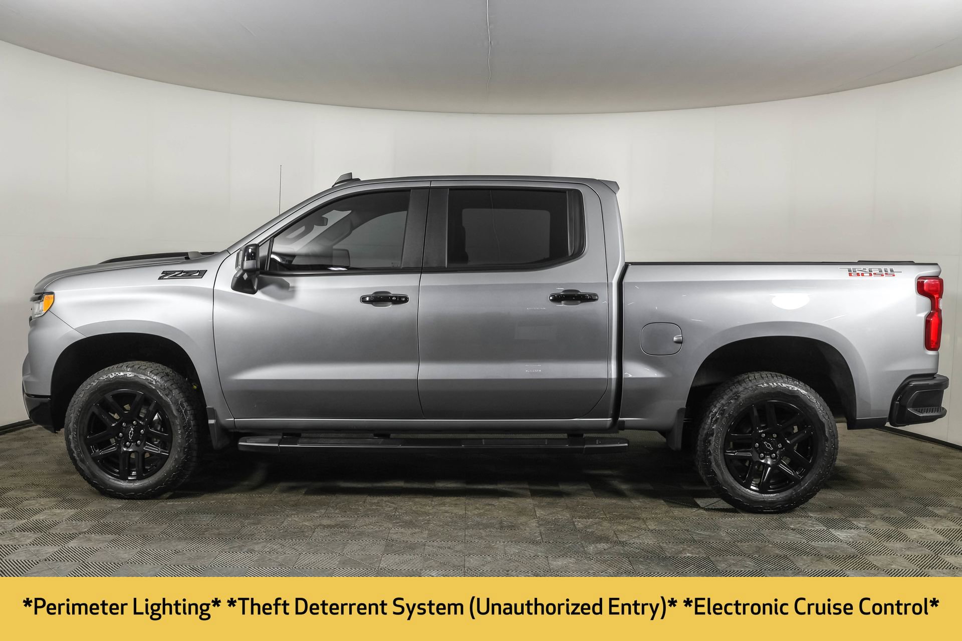 Used 2025 Chevrolet Silverado 1500 LT Trail Boss w/ Convenience Package II image 25