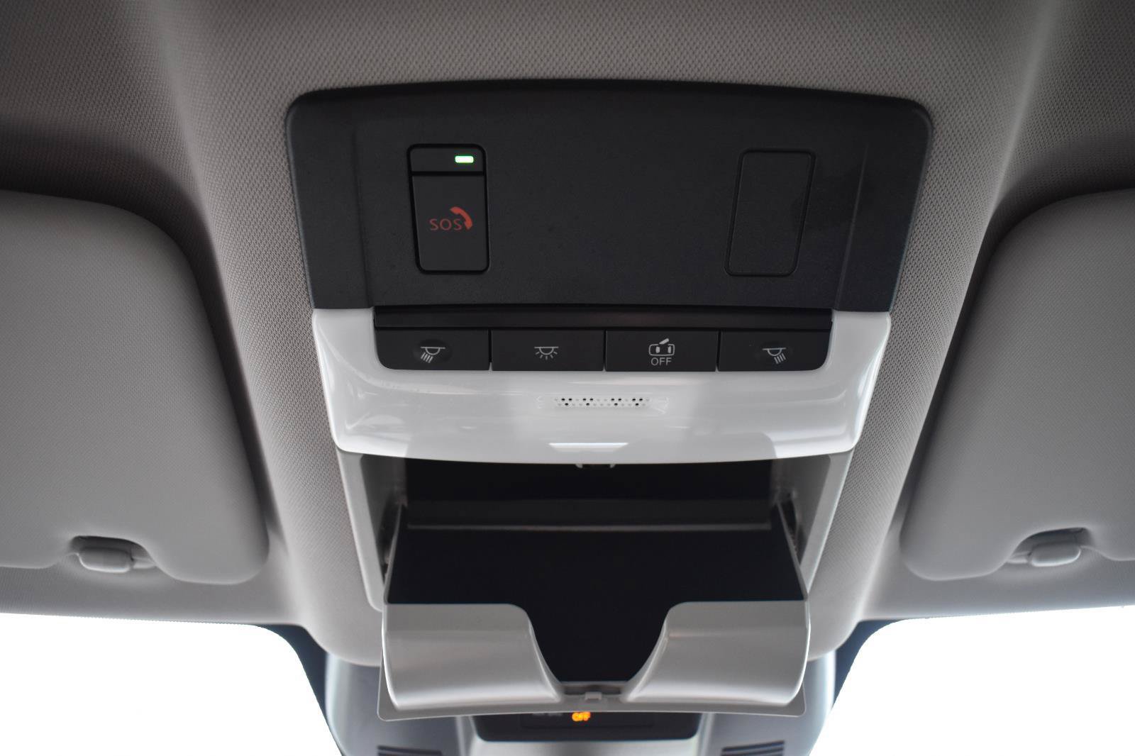 Used 2023 Nissan Rogue SV FWD image 39