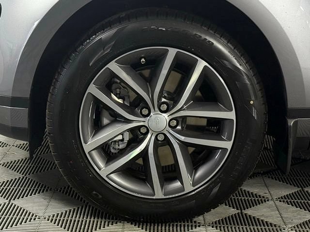 Certified 2026 Land Rover Range Rover Evoque S AWD/4WD image 8