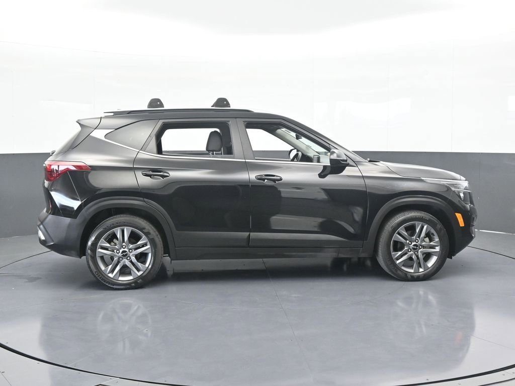 Used 2023 Kia Seltos S image 7