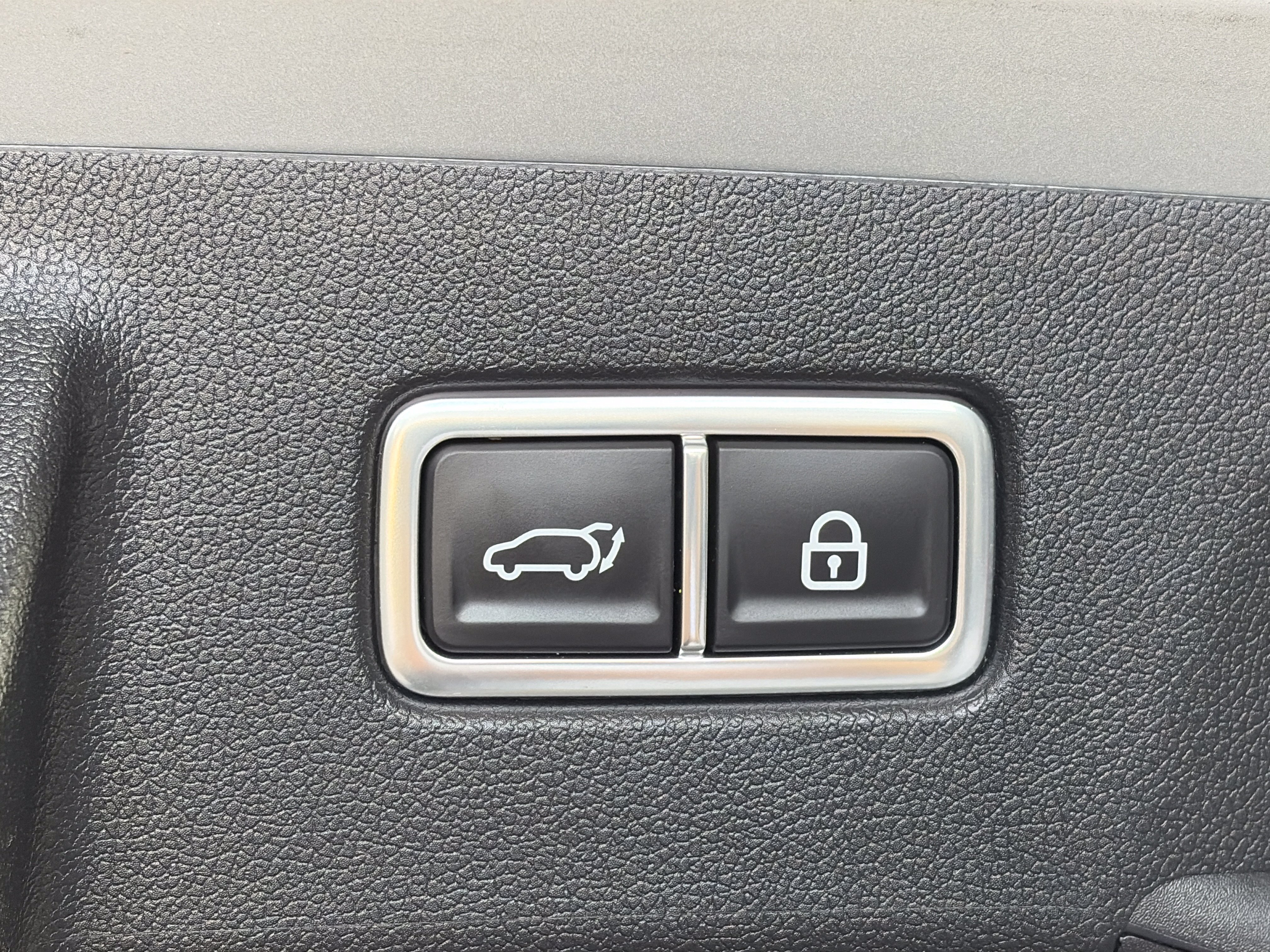 Certified 2023 Kia Sorento EX w/ Panoramic Sunroof Package FWD image 16