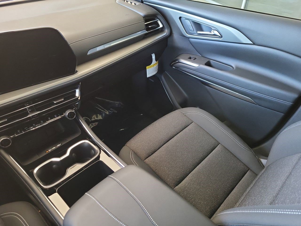 New 2026 Chevrolet Traverse LT w/ Enhanced Driving Package image 11