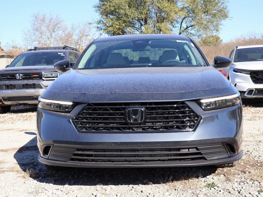 New 2025 Honda Accord SE image 2