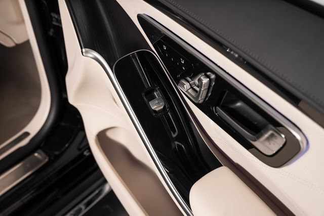 Used 2024 Mercedes-Benz S 63 AMG S image 68