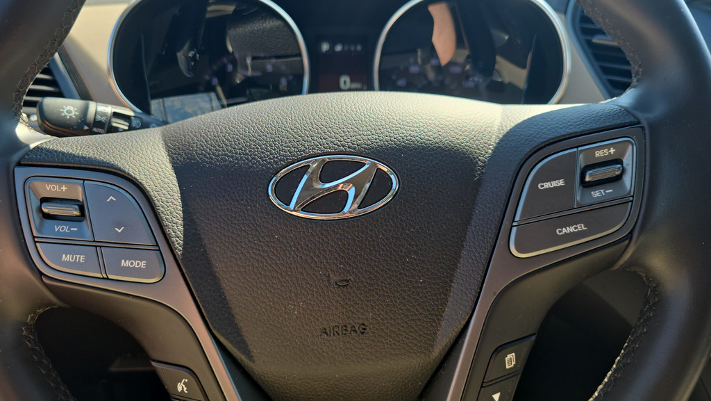 Used 2017 Hyundai Santa Fe Sport AWD/4WD image 12