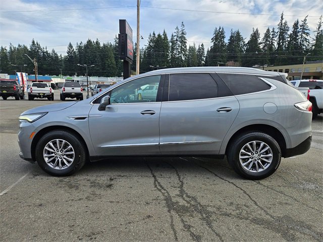 Used 2024 Buick Enclave Premium image 2