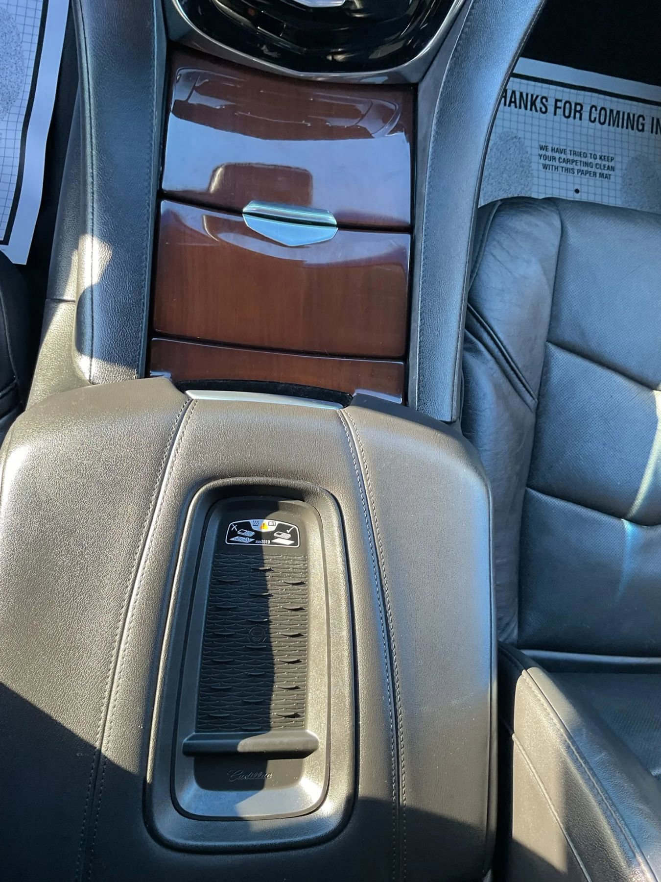 Used 2016 Cadillac Escalade ESV Premium image 37