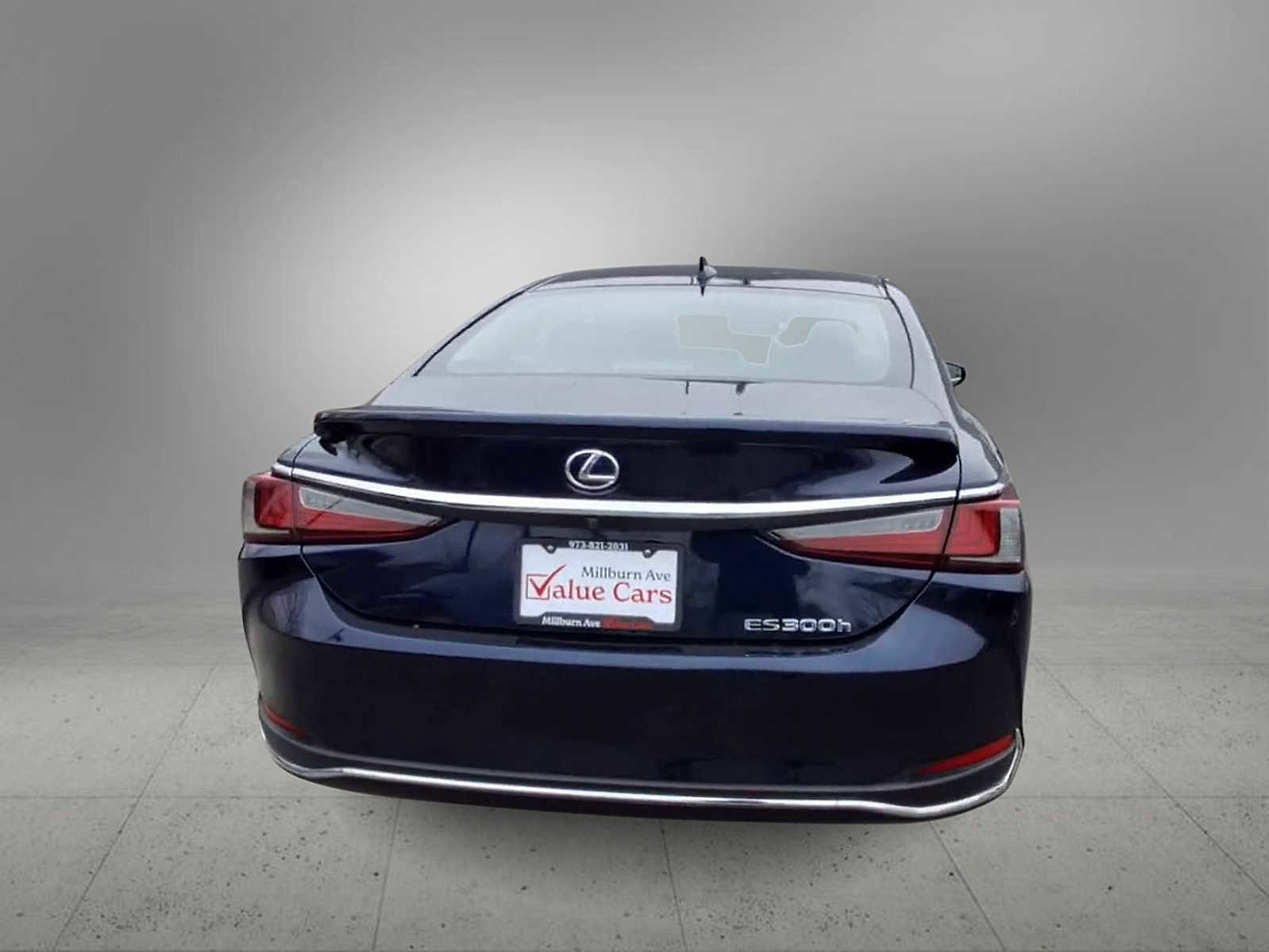 Used 2022 Lexus ES 300h w/ Luxury Package image 7