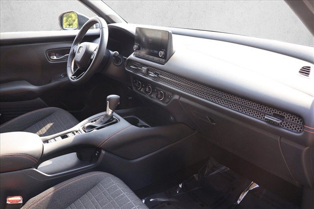Used 2024 Honda HR-V Sport image 27
