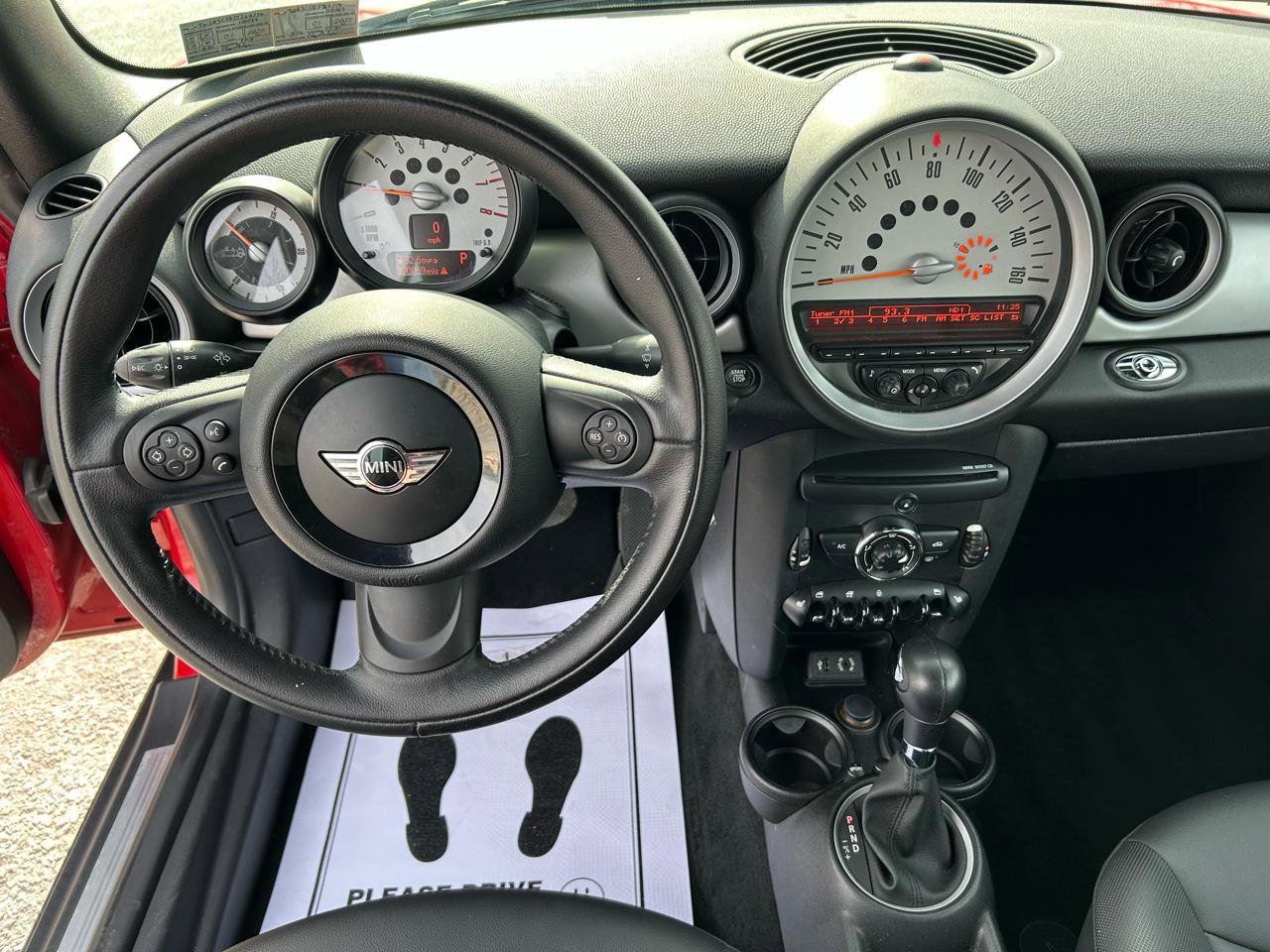 Used 2013 MINI Cooper Convertible image 21