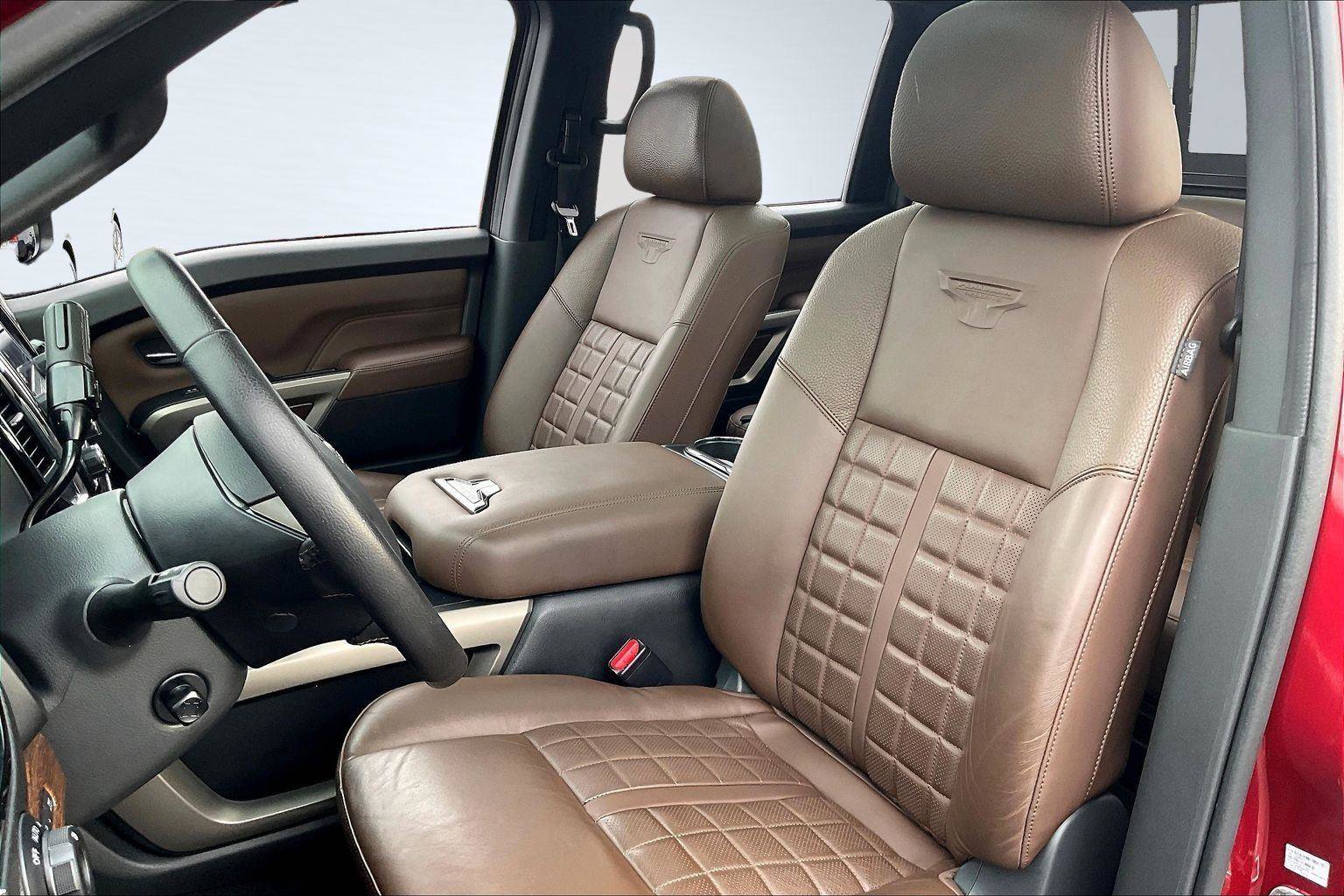 Used 2024 Nissan Titan Platinum Reserve w/ Moonroof Package image 27