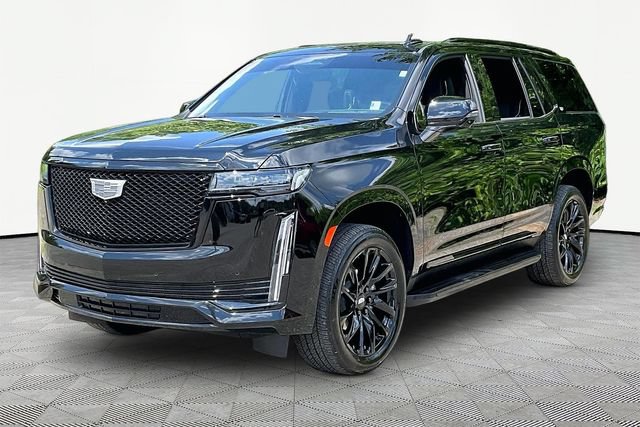 Used 2024 Cadillac Escalade Sport w/ LPO, ONYX Package AWD/4WD image 3