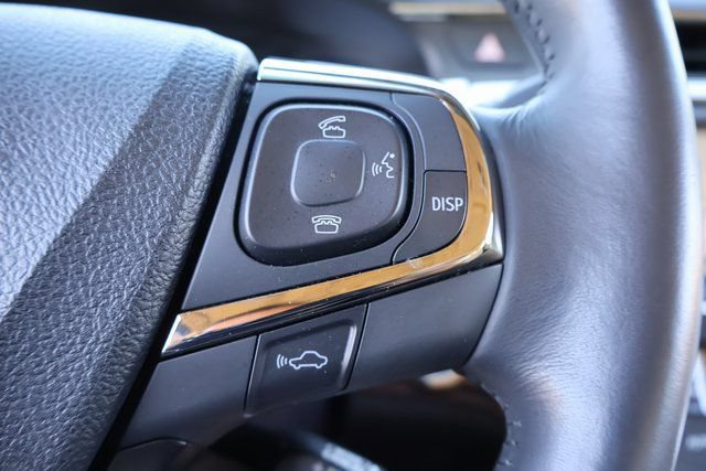 Used 2013 Toyota Avalon Limited w/ Technology Pkg FWD image 20