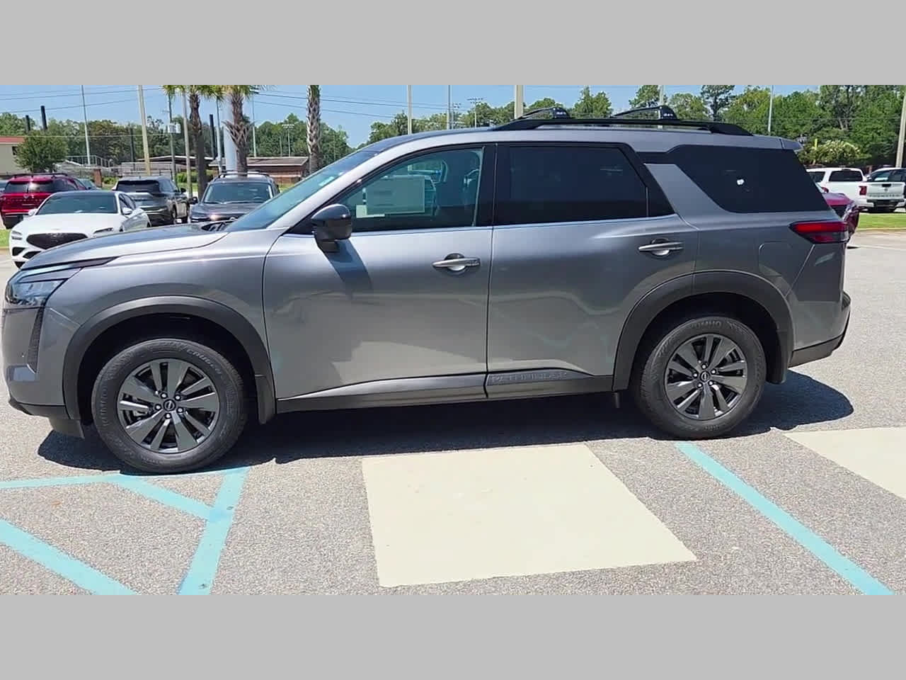 New 2026 Nissan Pathfinder SV w/ Cargo Package FWD image 27