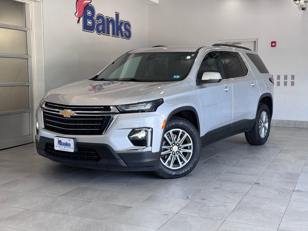 Certified 2022 Chevrolet Traverse LT w/ LPO, Floor Liner Package image 2