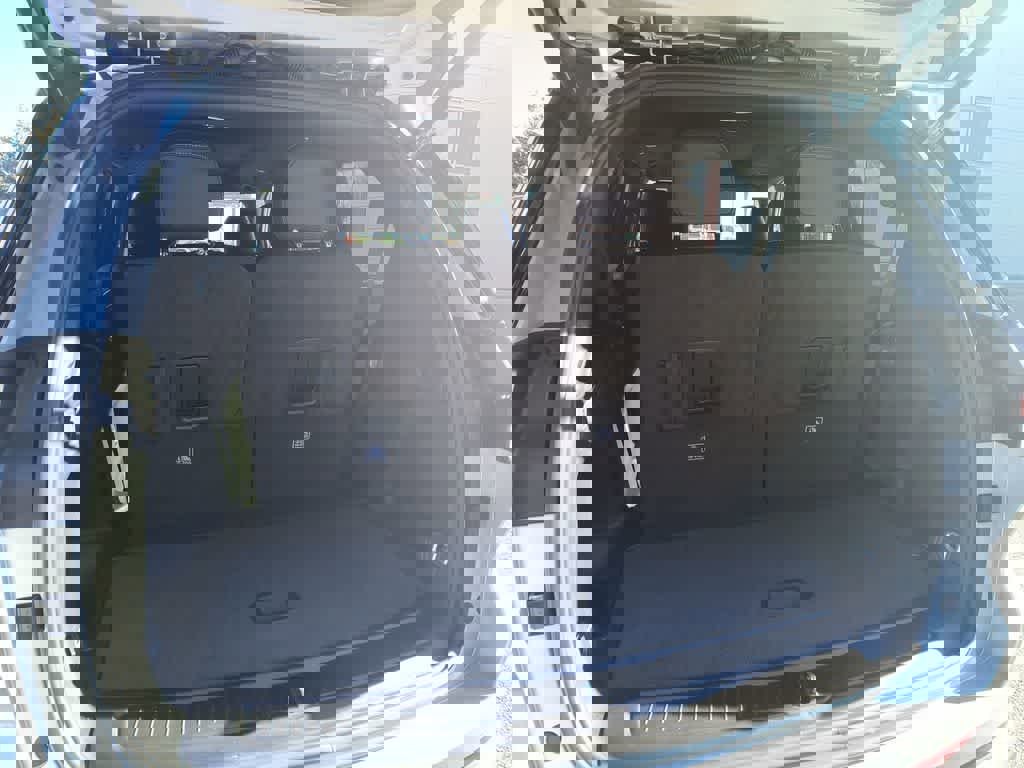 New 2025 Jeep Grand Cherokee L Limited w/ Luxury Tech Group II image 25