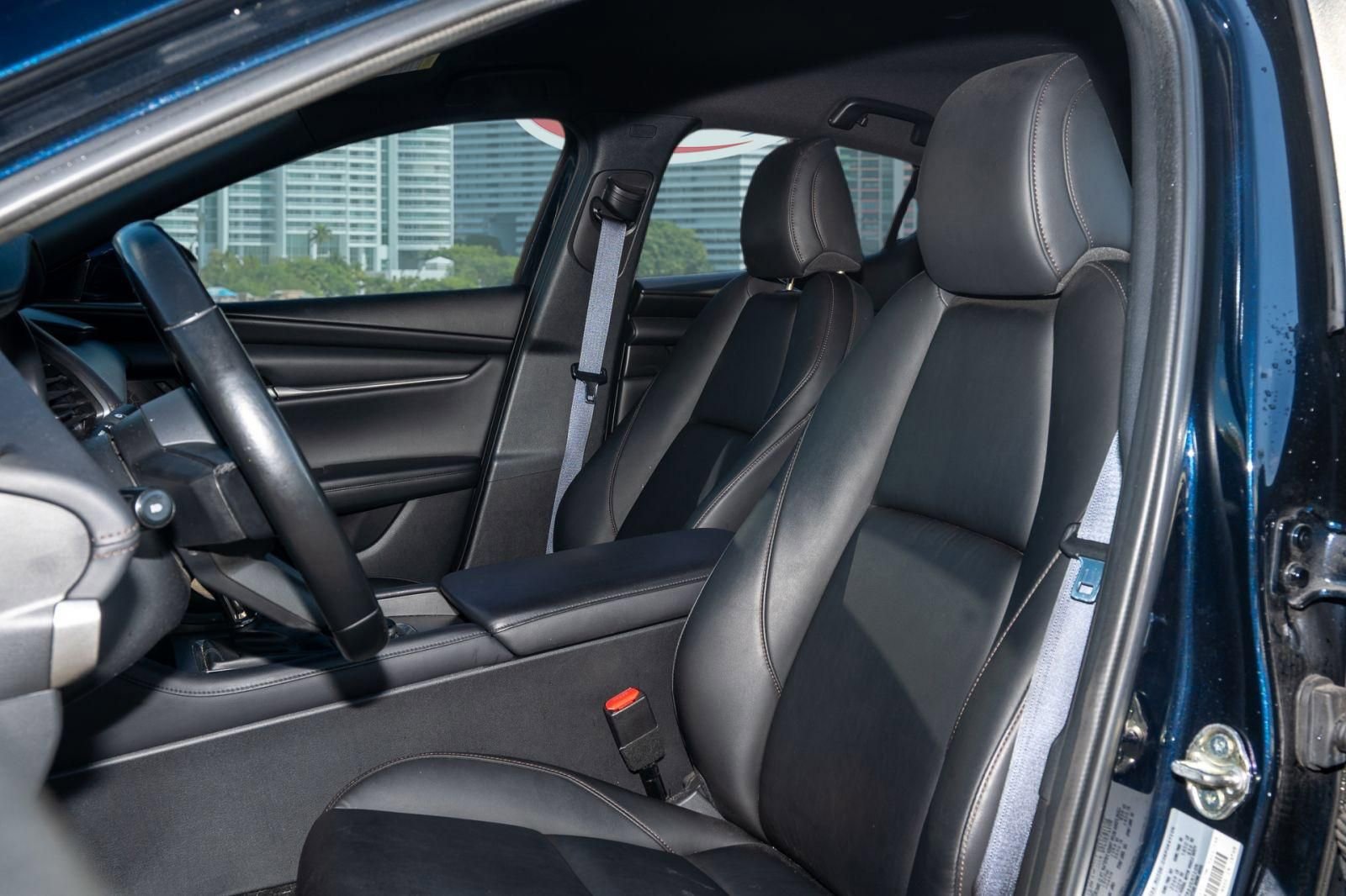 Used 2023 MAZDA MAZDA3 s image 6