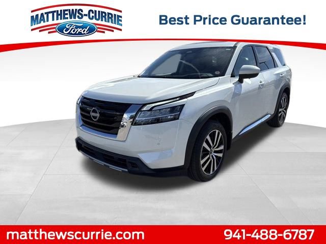 Used 2023 Nissan Pathfinder Platinum image 7