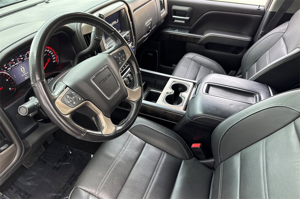 Used 2015 GMC Sierra 3500 Denali w/ Duramax Plus Package image 9