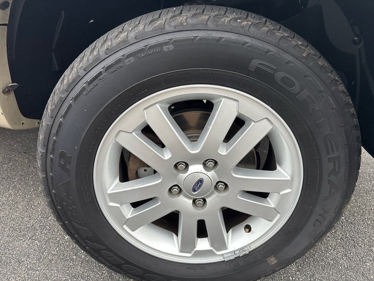 Used 2010 Ford Explorer Eddie Bauer image 23