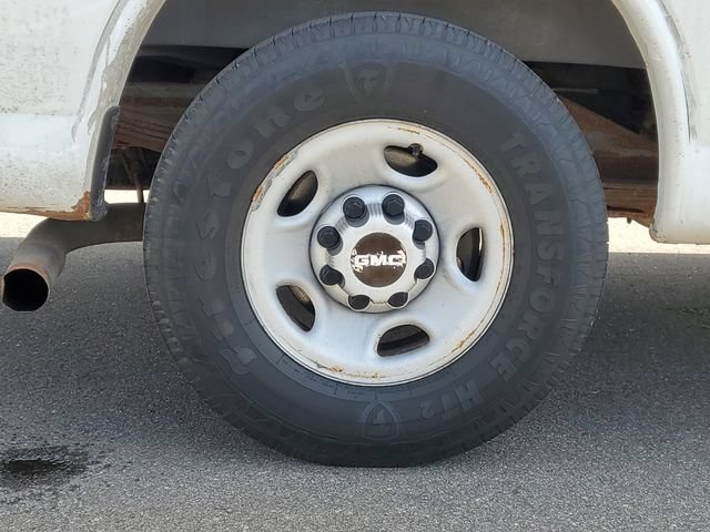 Used 2008 GMC Savana 3500 RWD image 5