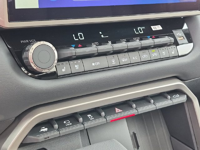 New 2026 Toyota Tundra Platinum AWD/4WD image 17