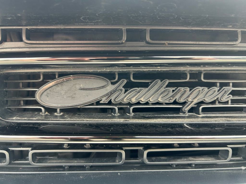 Used 2023 Dodge Challenger R/T w/ Blacktop Package RWD image 36