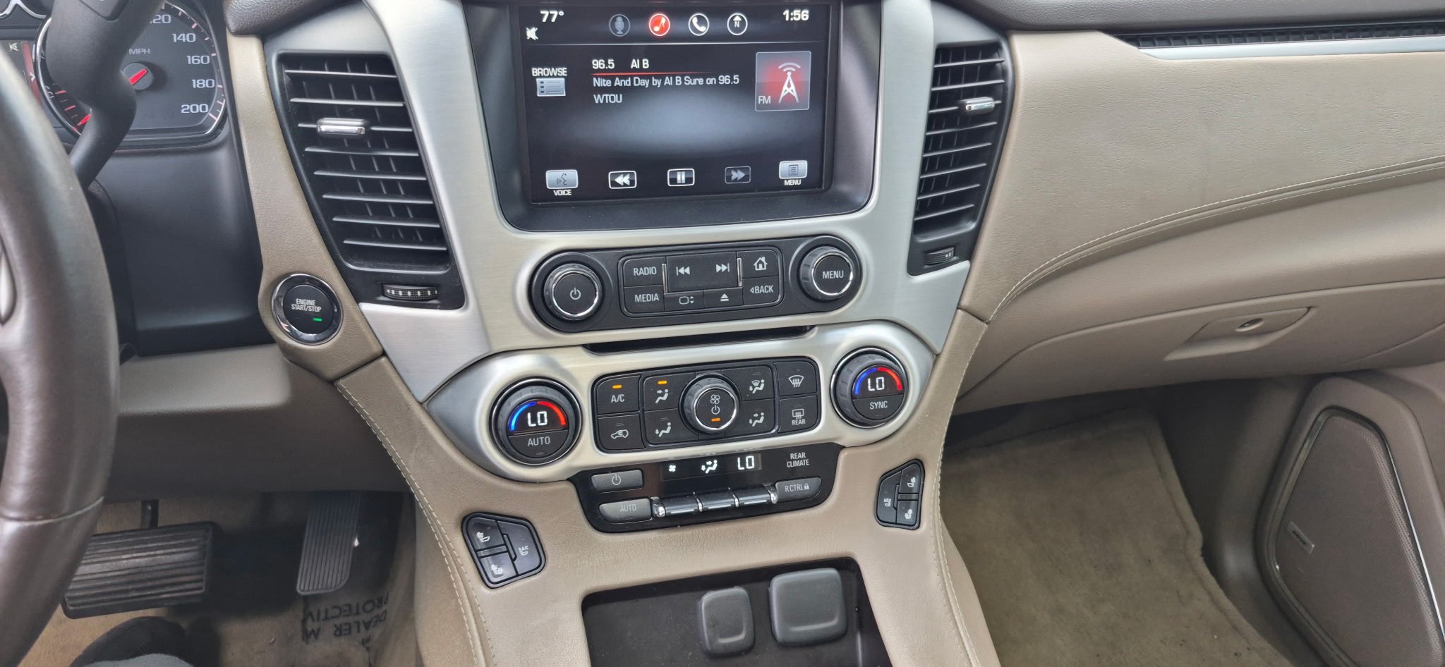 Used 2015 GMC Yukon SLT AWD/4WD image 7