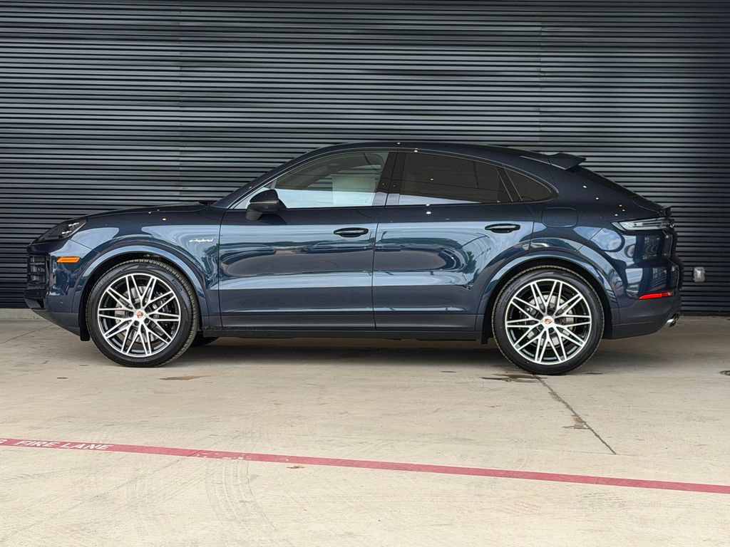 New 2026 Porsche Cayenne S AWD/4WD image 2