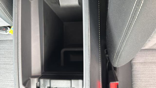 Used 2023 Nissan Rogue SV image 32