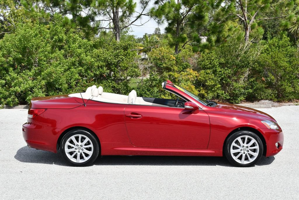 Used 2015 Lexus IS 350C RWD image 39