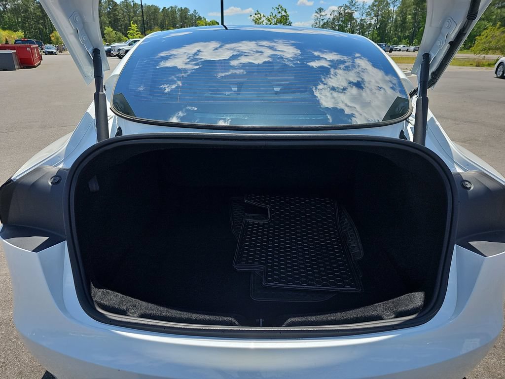 Used 2024 Tesla Model 3 Long Range RWD image 16