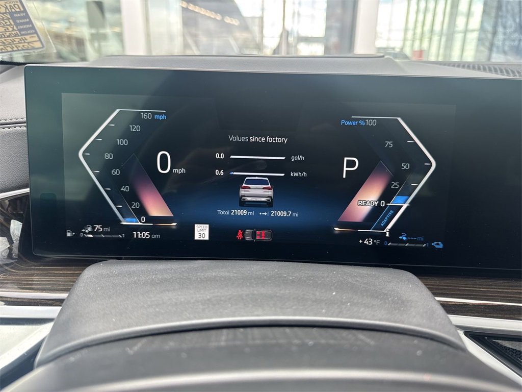 Used 2024 BMW X5 xDrive50e w/ Premium Package image 15