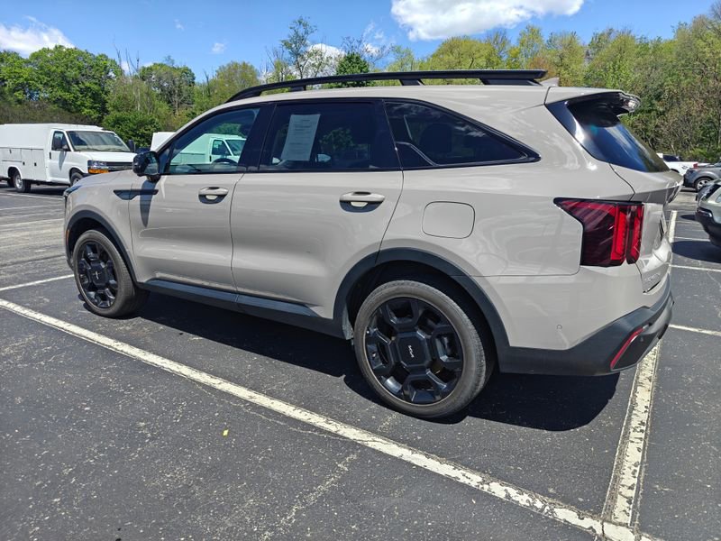 Used 2024 Kia Sorento SX AWD/4WD image 4