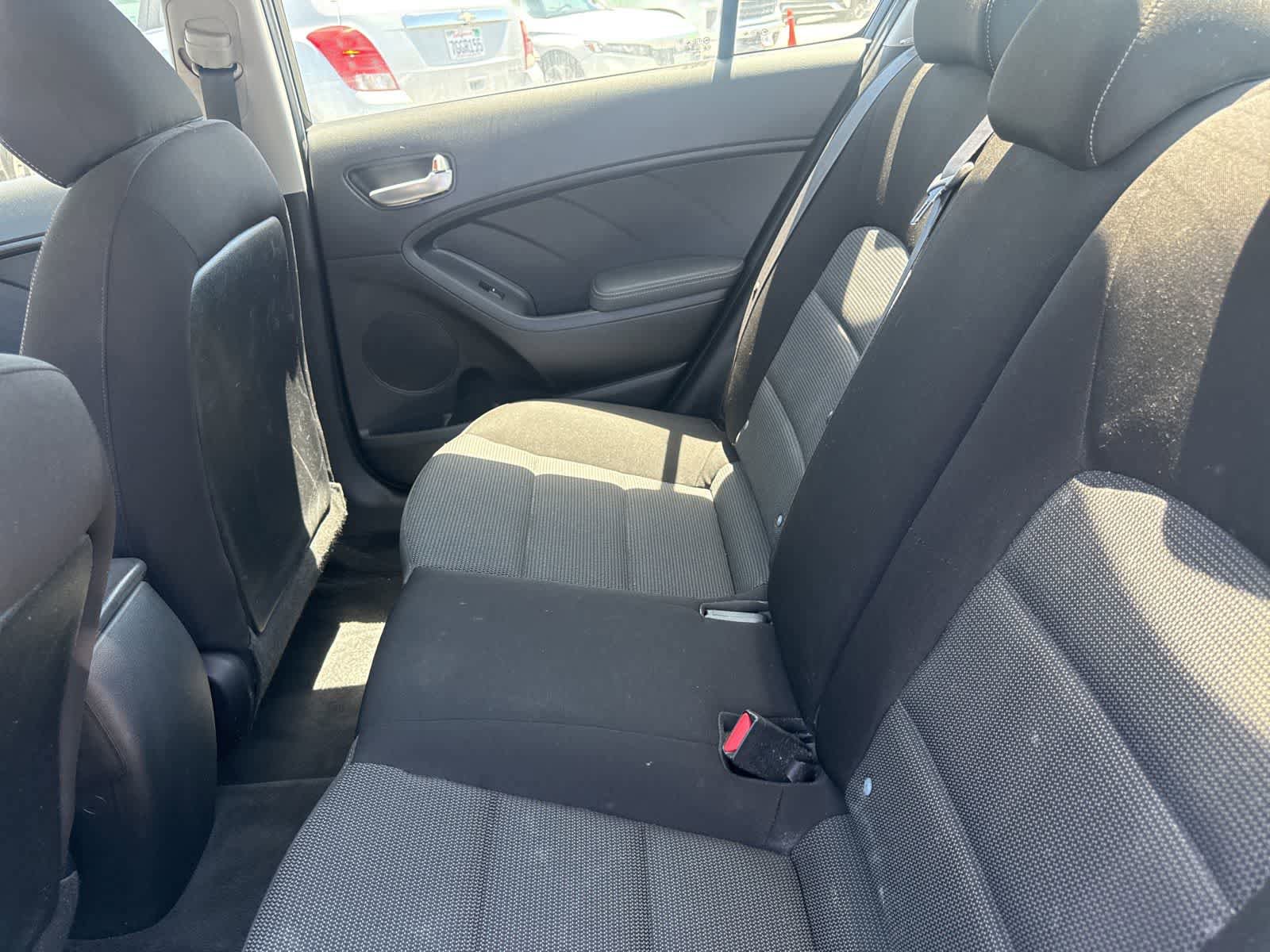 Used 2017 Kia Forte LX FWD image 12