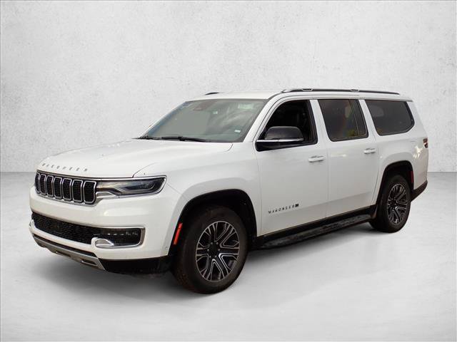 Used 2023 Jeep Wagoneer L Series II AWD/4WD image 6