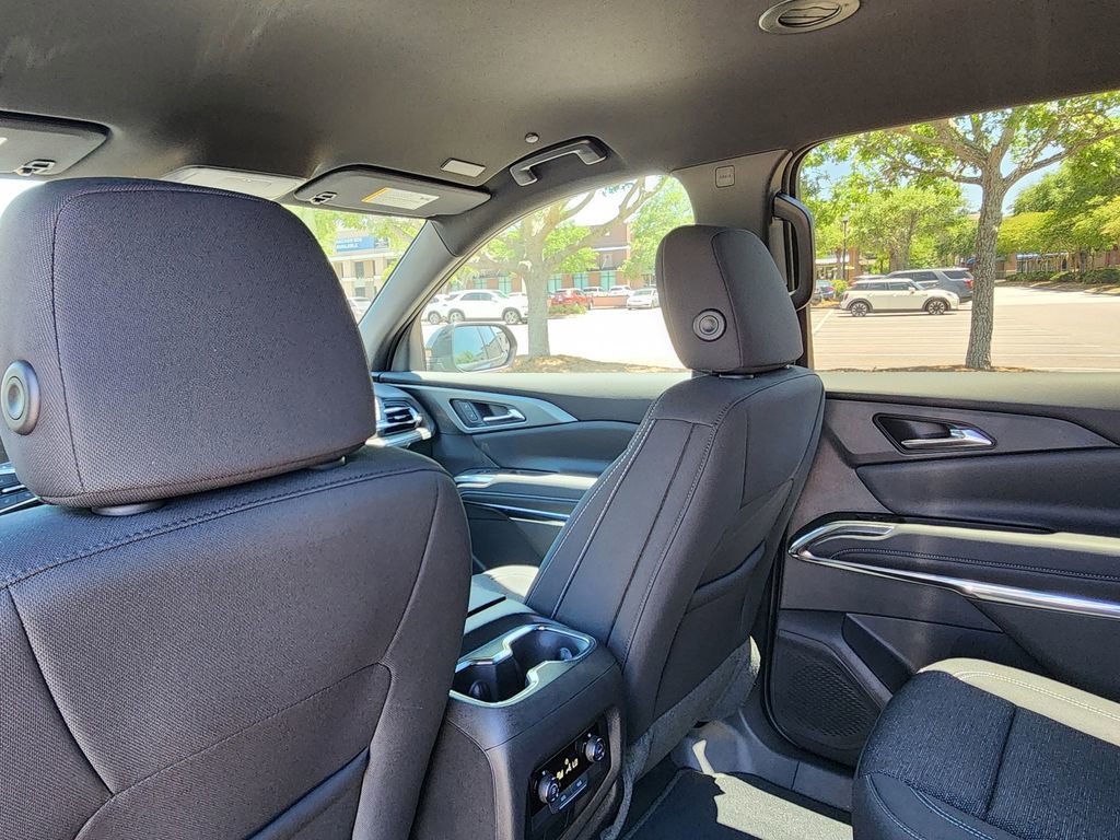 New 2025 Chevrolet Traverse LT image 19