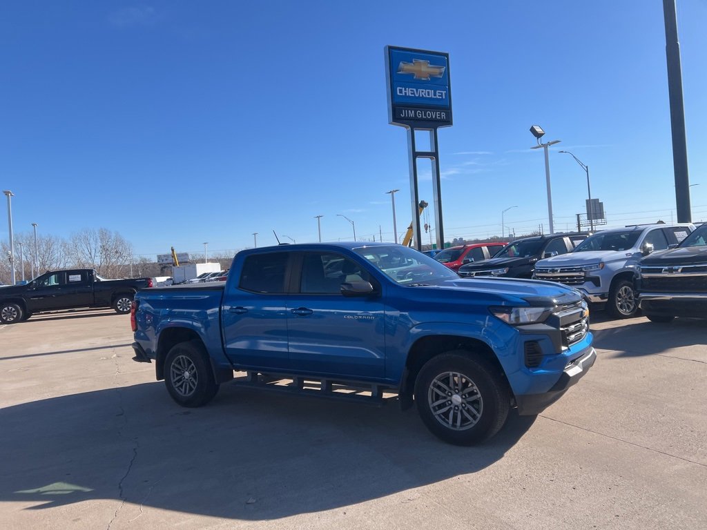 Used 2024 Chevrolet Colorado LT image 8