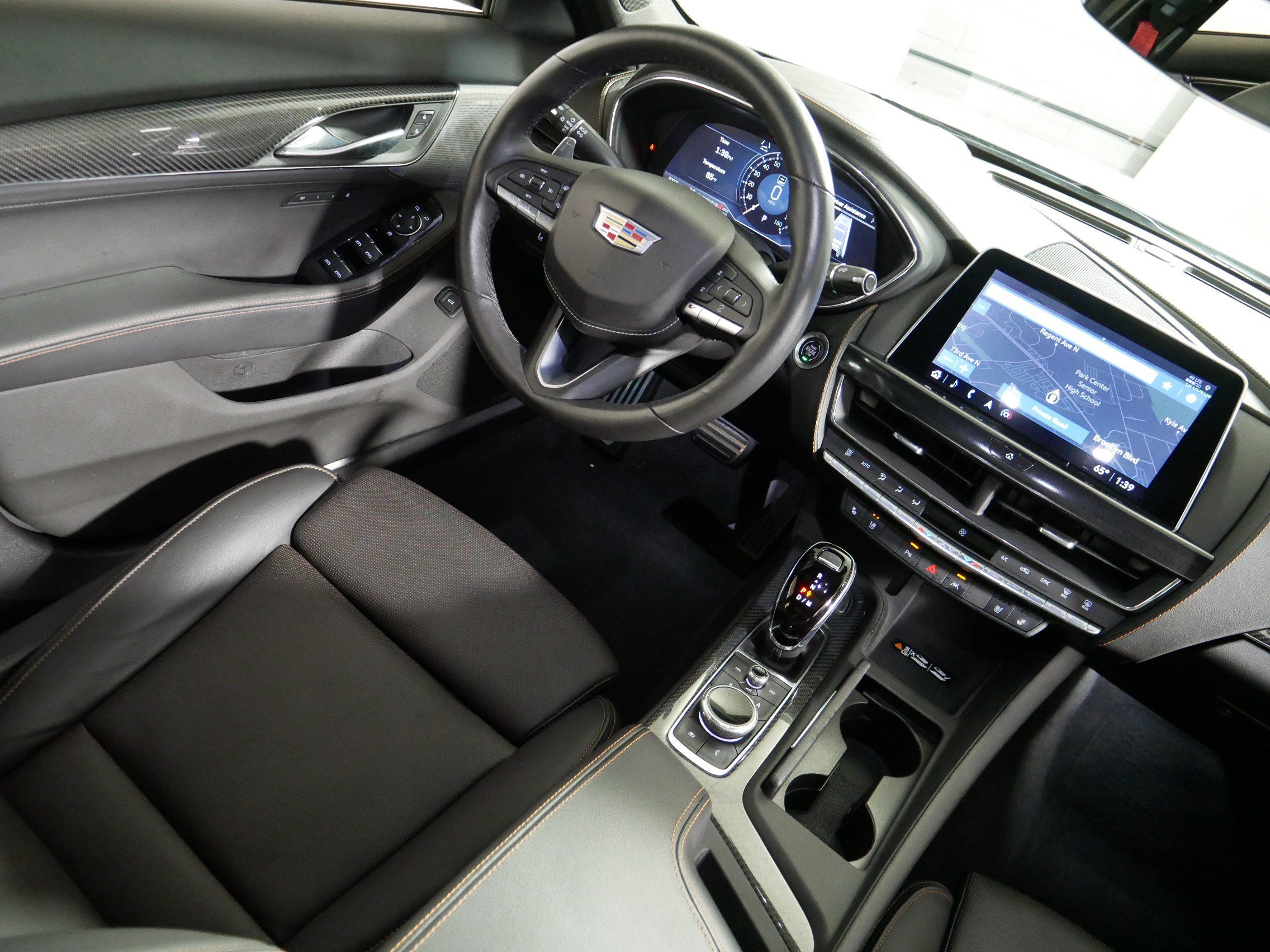 Used 2023 Cadillac CT5 V w/ Premium Package RWD image 9