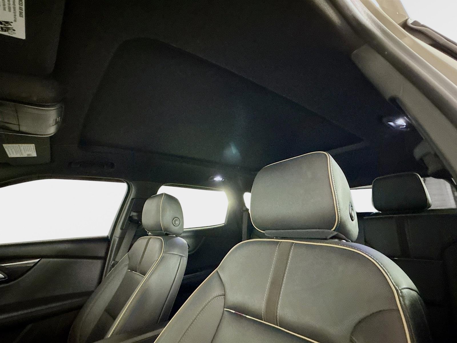 Certified 2022 Chevrolet Blazer Premier w/ Enhanced Convenience Package image 14