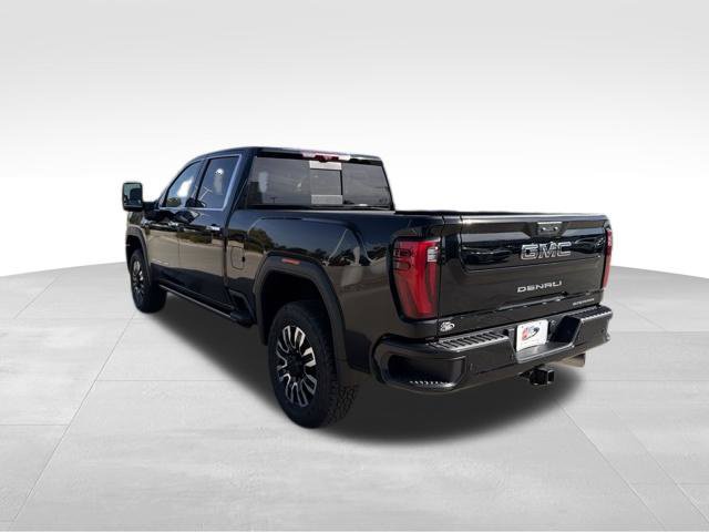 Used 2024 GMC Sierra 2500 Denali Ultimate AWD/4WD image 3