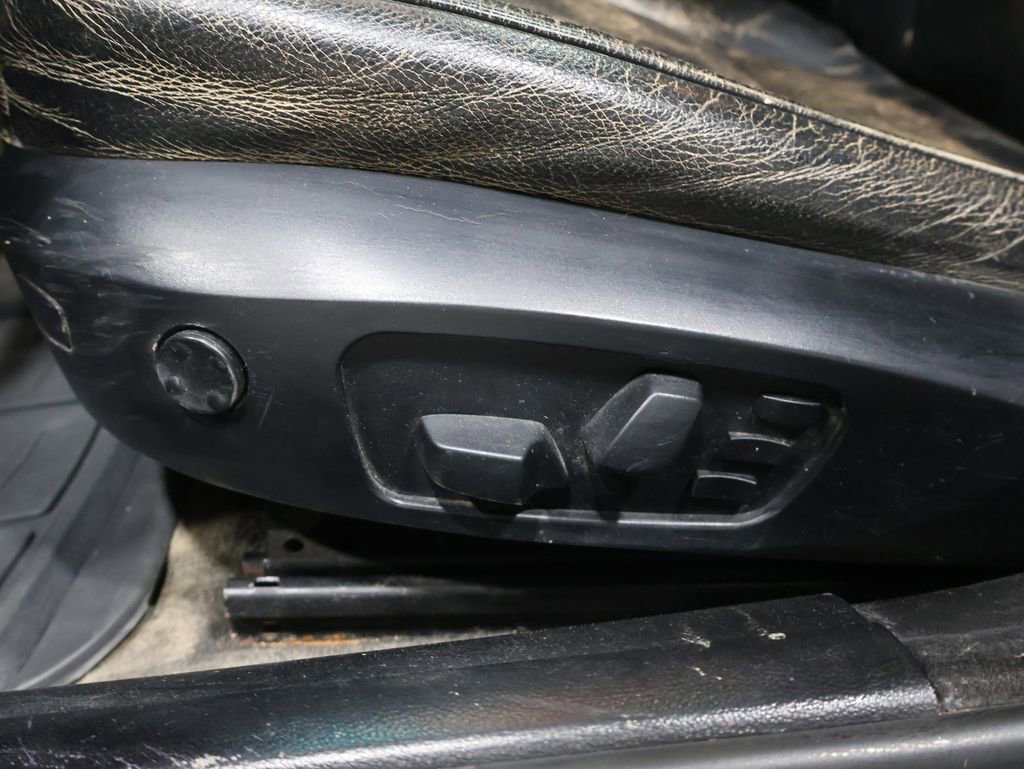 Used 2006 BMW 330i Sedan image 17