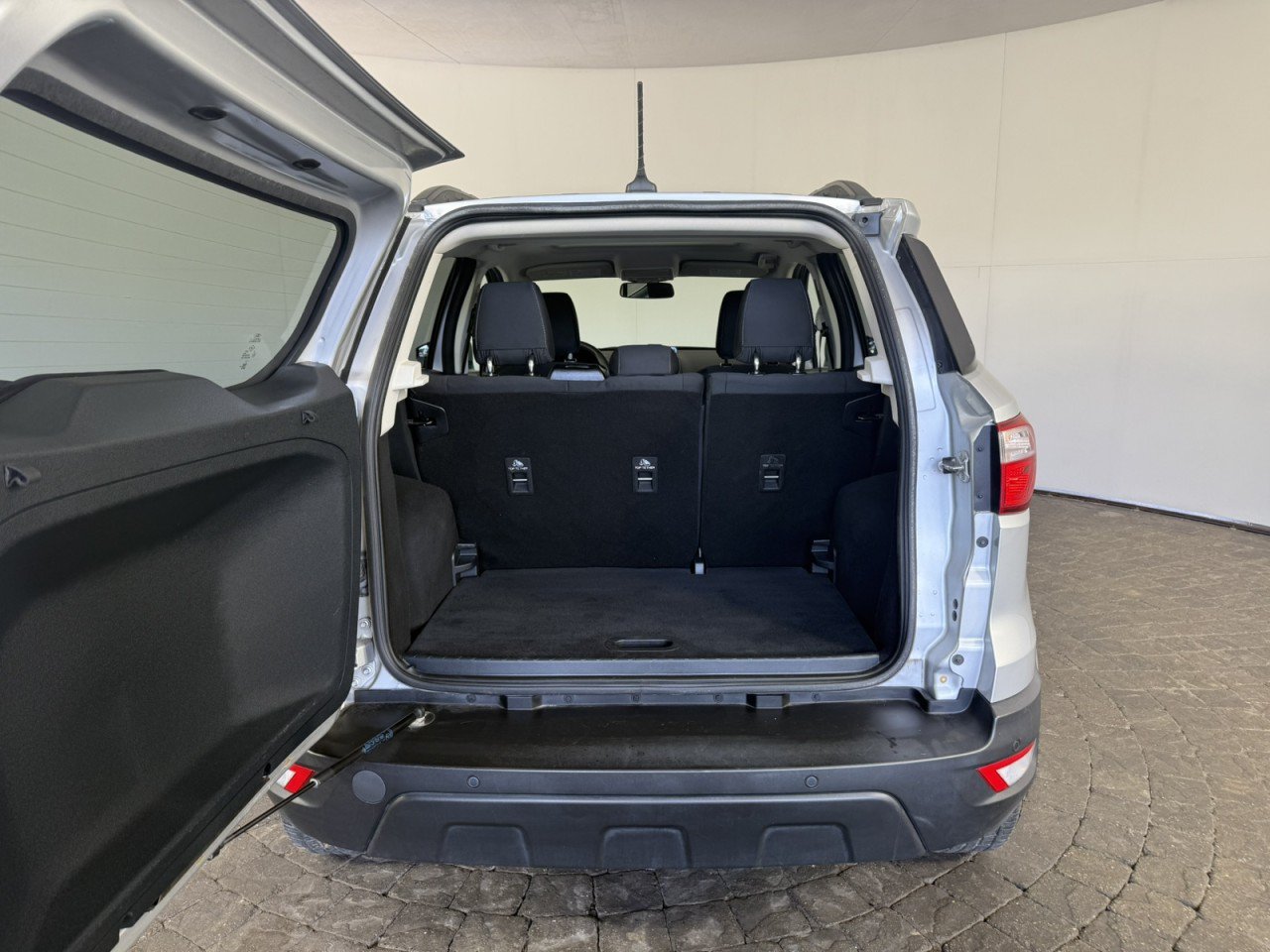 Used 2022 Ford EcoSport SE AWD/4WD image 7