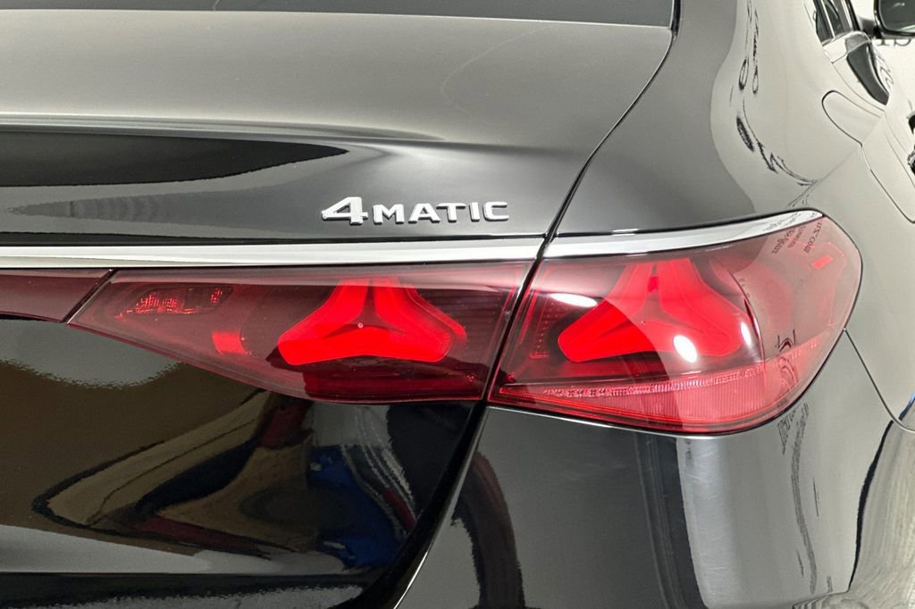 Certified 2025 Mercedes-Benz E 350 4MATIC Sedan image 35