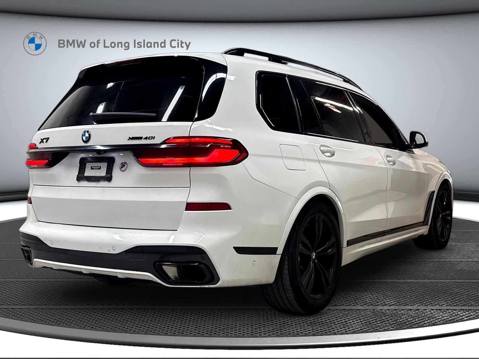 Used 2024 BMW X7 xDrive40i w/ M Sport Package AWD/4WD image 5