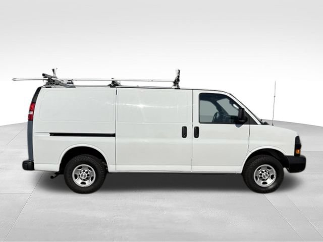 Used 2022 Chevrolet Express 2500 w/ Safety Package RWD image 20