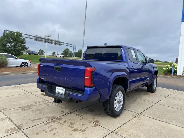 Used 2025 Toyota Tacoma SR5 AWD/4WD image 11