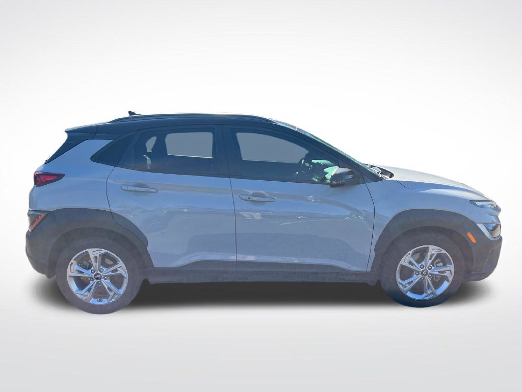 Used 2022 Hyundai Kona SEL w/ Cargo Package AWD/4WD image 6