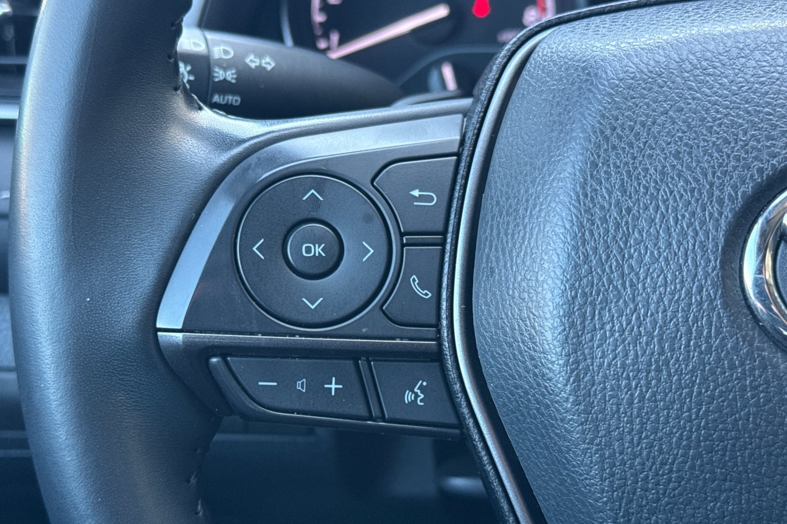 Certified 2024 Toyota Camry SE FWD image 28