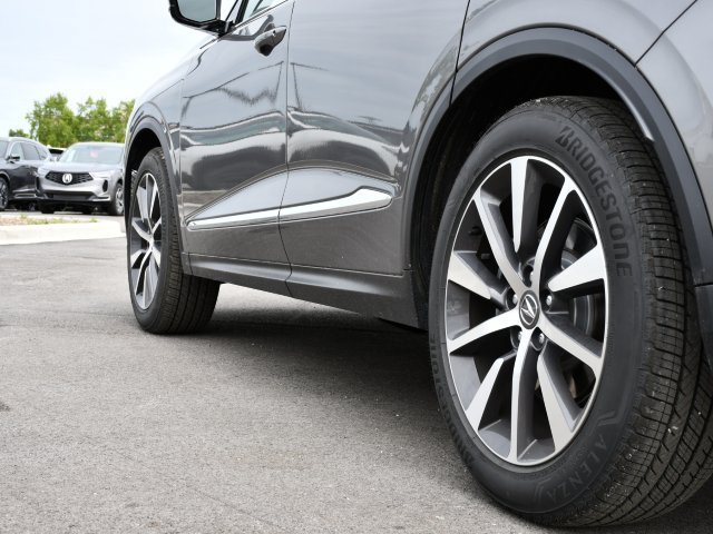 Used 2026 Acura MDX w/ Technology Package FWD image 9